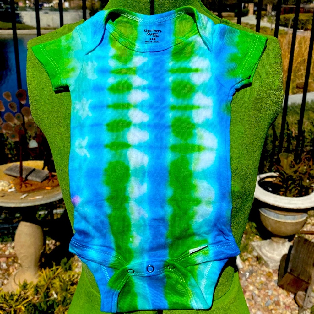 Gerber Organic Onesie ❗️Custom Tie Dye❗️🌈